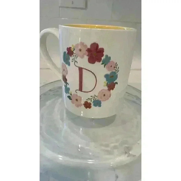 TAZA MONOGRAM INITIAL D Mug, 4 1/8", Pink Floral, Yellow Interior, Pre-Owned - Picture 2 of 6